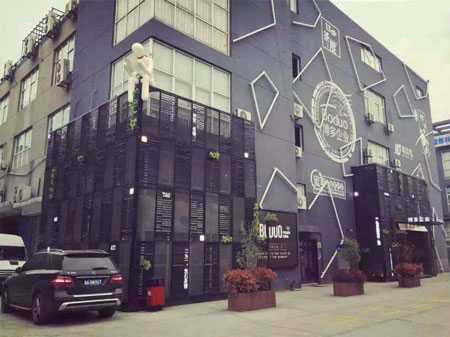 “十秒到”云南過橋米線  米線風席卷紹興和金華