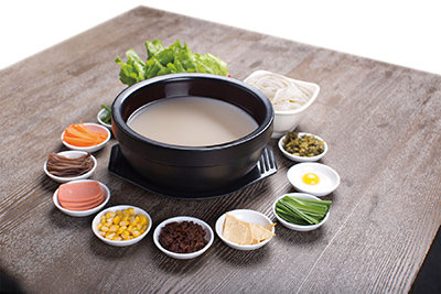 用一碗米線的風(fēng)花雪月俘獲你的胃