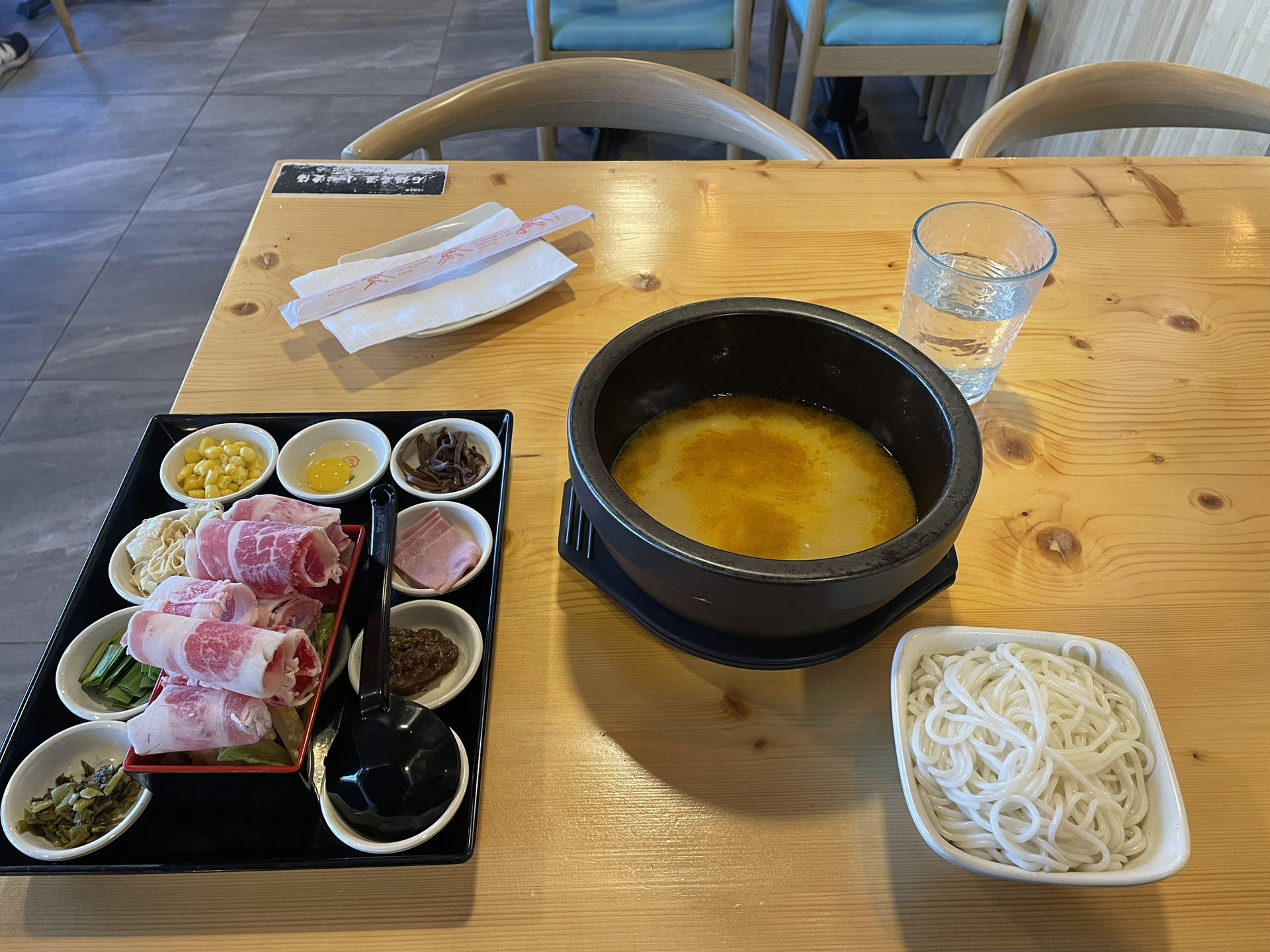 十秒到云南米線加盟