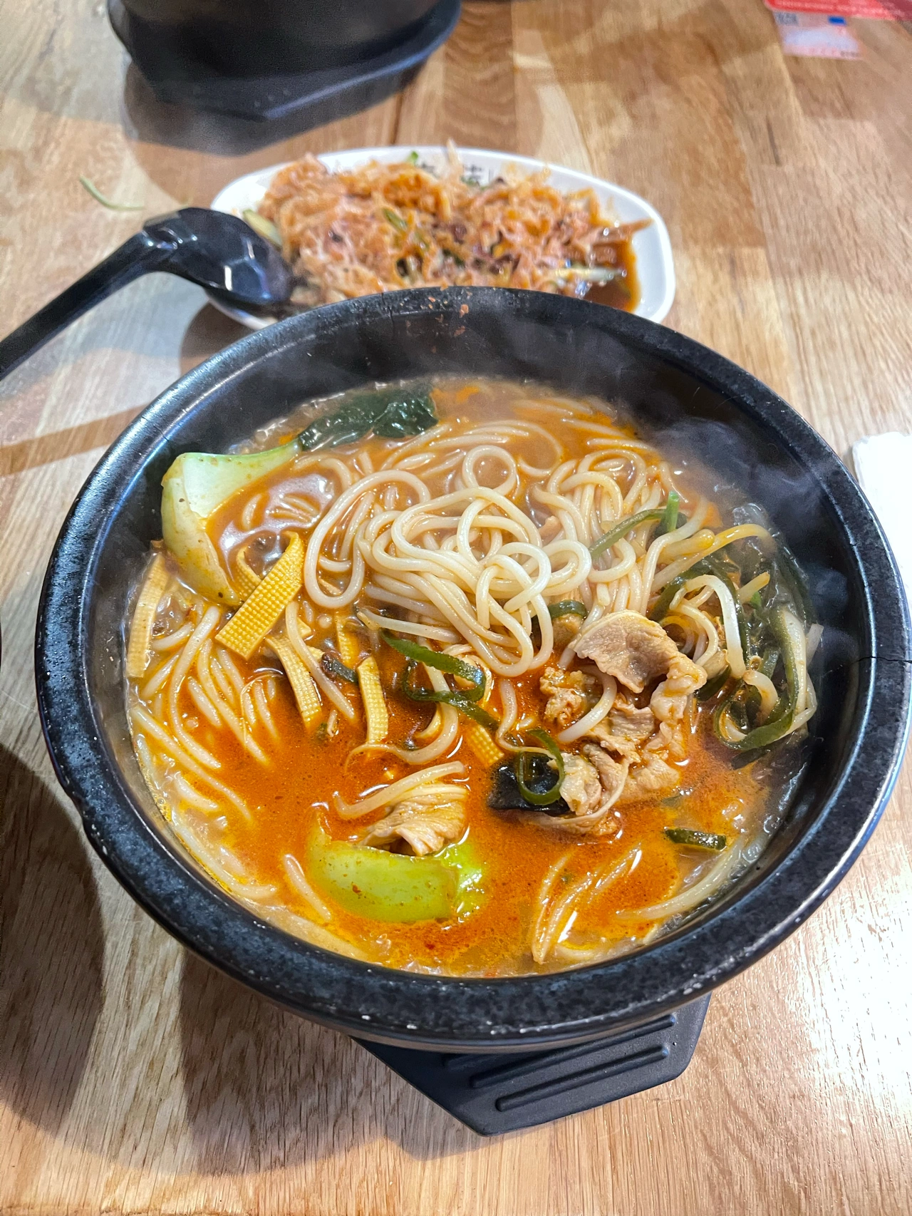 夫妻二人開家十秒到米線店怎么樣？